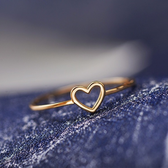 Dainty Minimalist Heart Ring in Silver and Gold - Picture 4 of 5